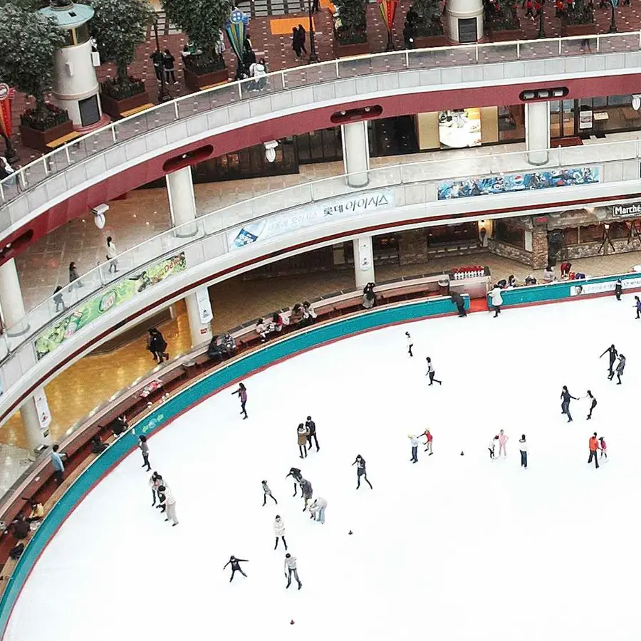 <span style="color: #e63e62">[4Seasons]</span><span style="color: #58BBFF">[Summer]</span> Lotte World Ice Rink