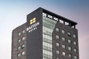 3_baiton